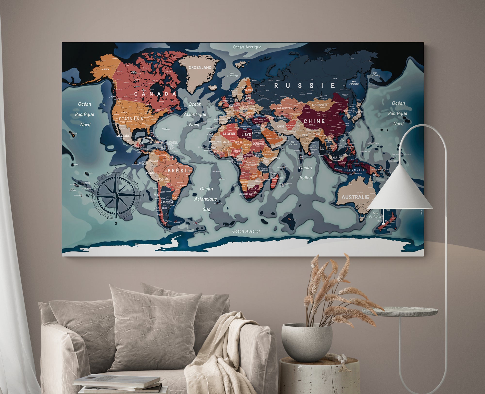 Tableau carte du monde XXL accroché au mur d'un salon - Modernmap