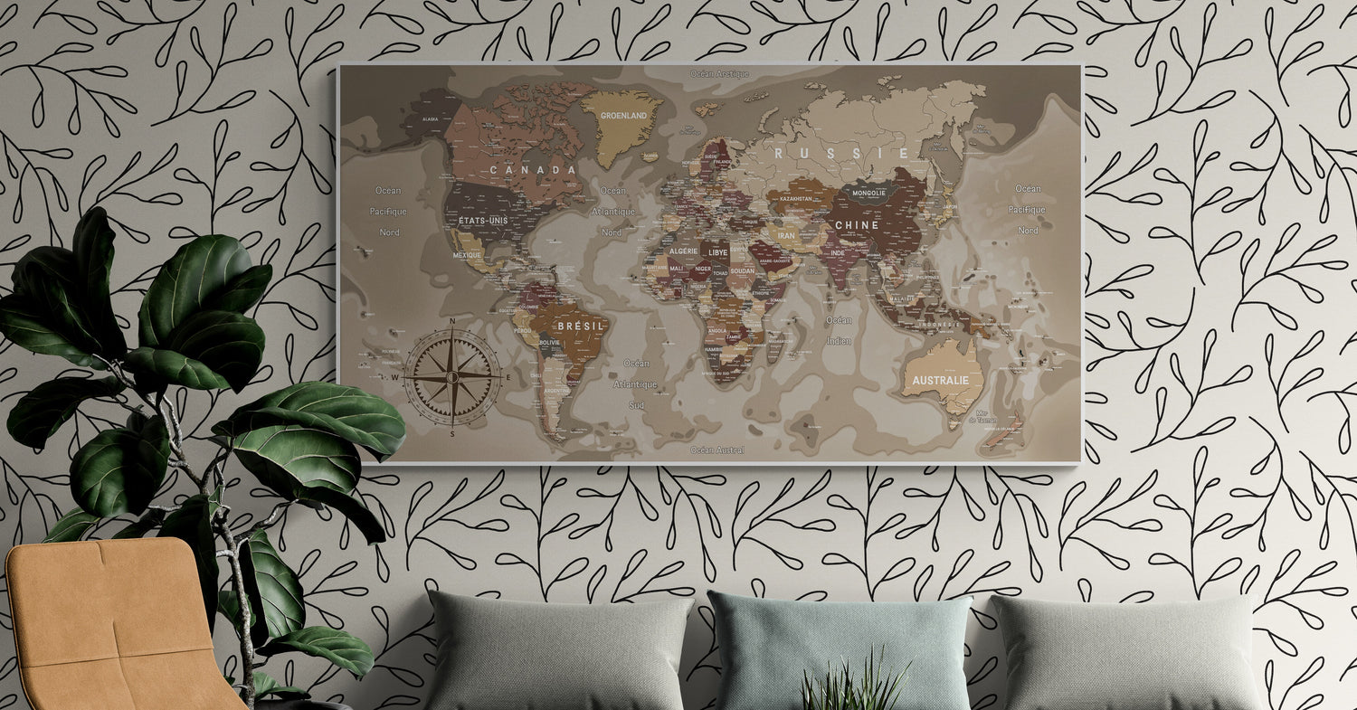 Tableau carte du monde suspendu dans un salon - Modernmap